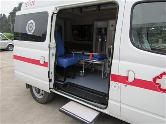 四会救护车出租服务案例7