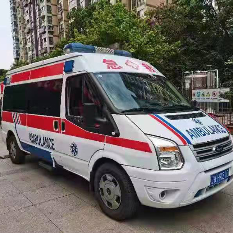 四会长途救护车护送病人返乡